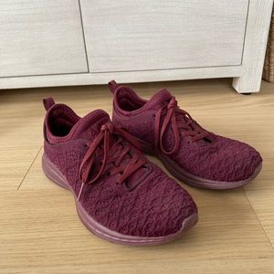 APL Women's TechLoom Phantom Burgundy 8